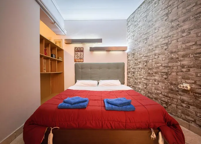 Athens Metro Apartment